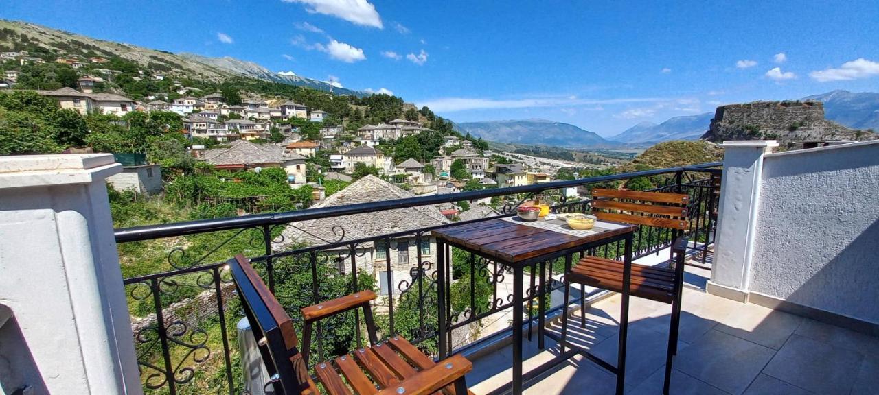 Kale Guesthouse Gjirokastër Eksteriør billede