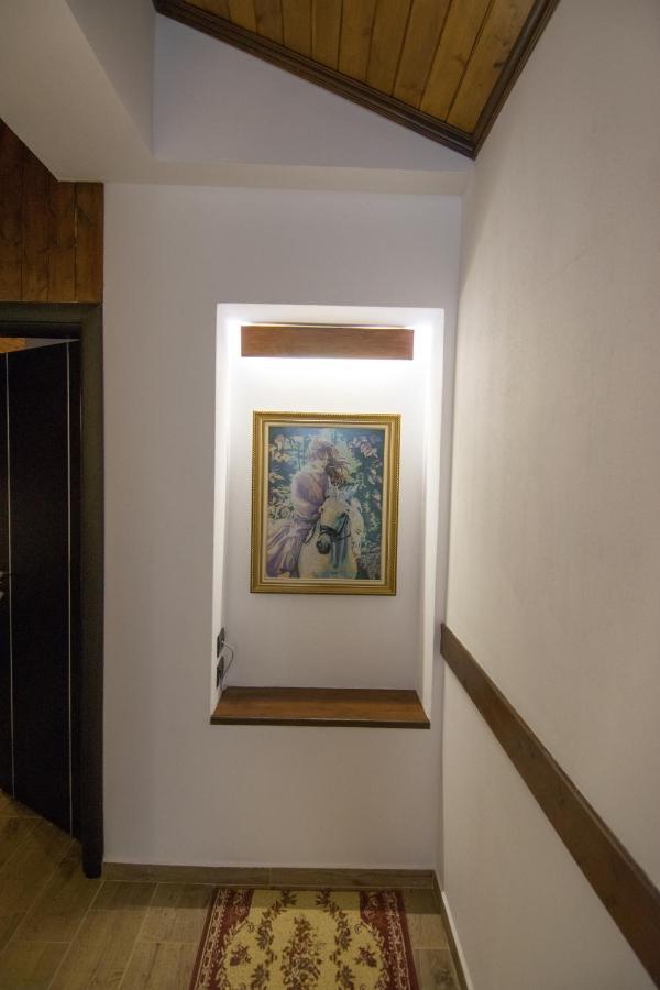 Kale Guesthouse Gjirokastër Eksteriør billede